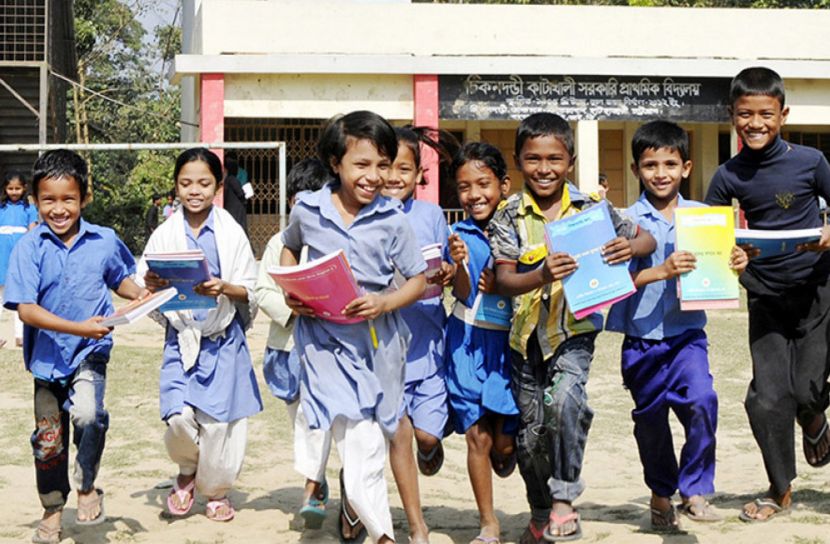 ১৬২ উপজেলায় পৌঁছালো দেড় কোটি বই