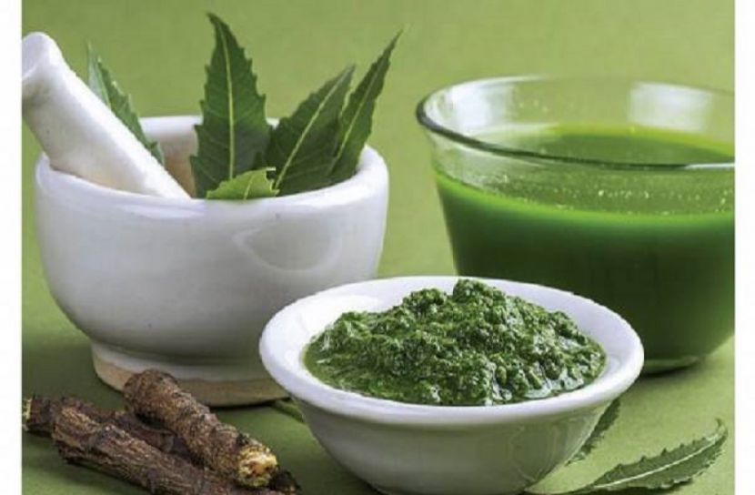 সুস্থ ত্বকের জন্য নিমপাতা 