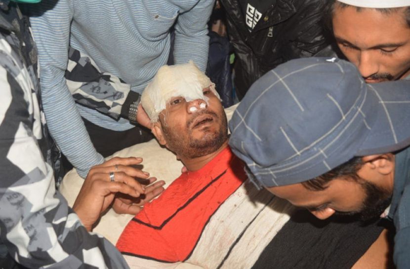 বরিশালে ছাত্রদল আহবায়ক হত্যাচেষ্টা : মুখ খুলছে না বিএনপি-ছাত্রদল