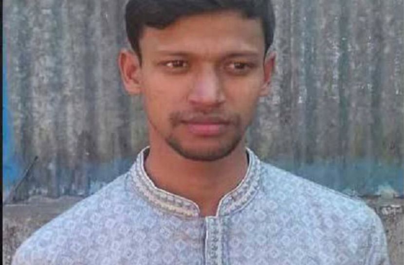 সরকারি খালে বাঁধ দেওয়ার প্রতিবাদ করায় পিটিয়ে হত্যা