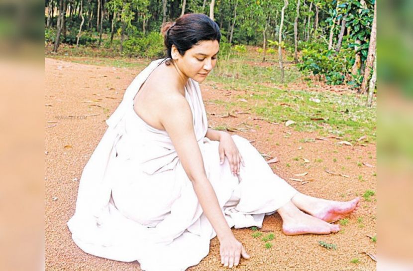 স্বামী হারিয়ে বিধবা জয়া আহসান