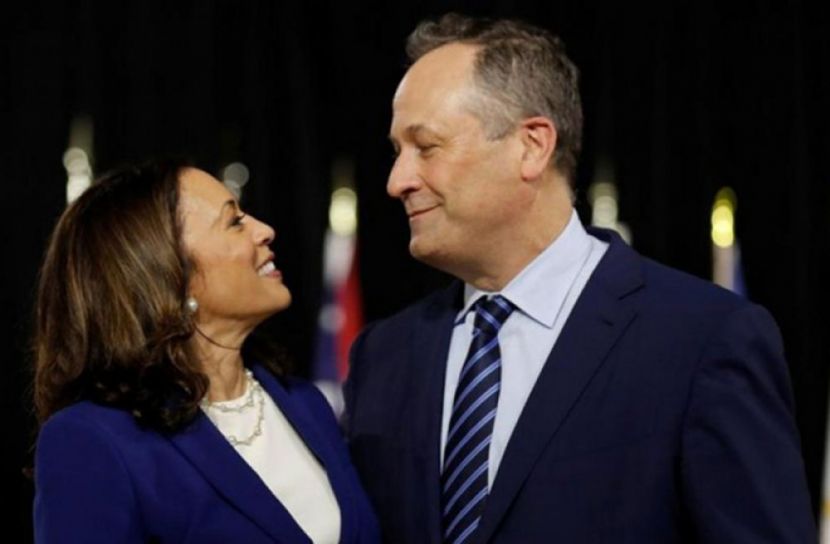 চাকরি ছাড়বেন কমলার স্বামী ‘সেকেন্ড জেন্টলম্যান’