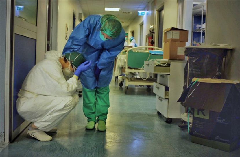 করোনায় চাপ সামলাতে পারছে না ইতালির হাসপাতালগুলো