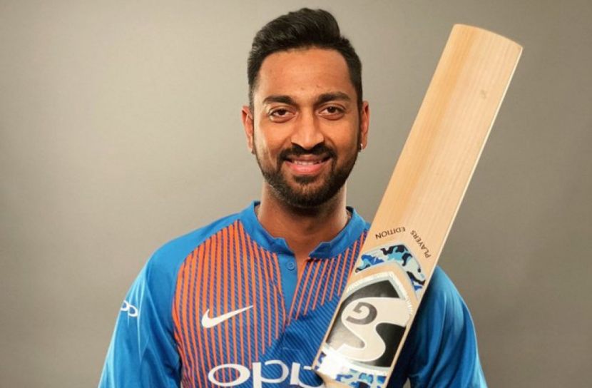 ব্যাগভর্তি স্বর্ণসহ আটক ভারতীয় ক্রিকেটার