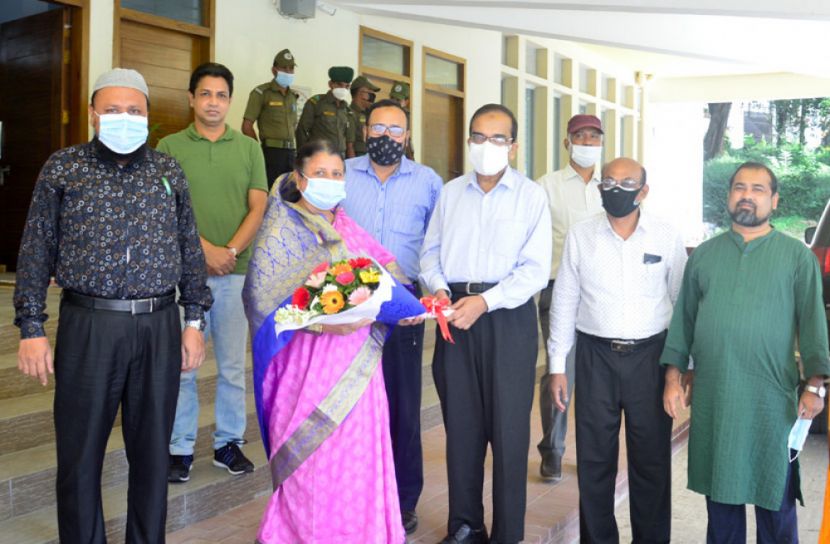 শেখ কামাল আইটি বিজনেস ইনকিউবেটর পরিদর্শন করলেন হাইটেক পার্কের এমডি