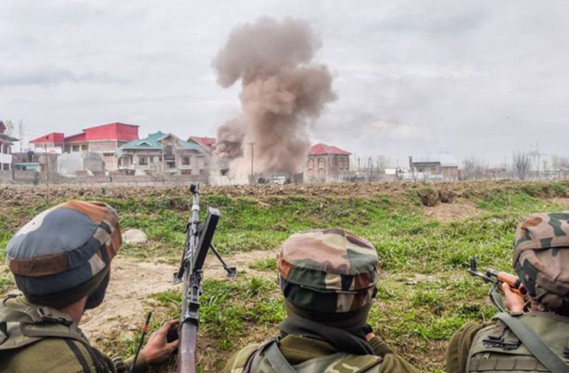 ভারত-পাকিস্তান সংঘর্ষে নিহত ১৫