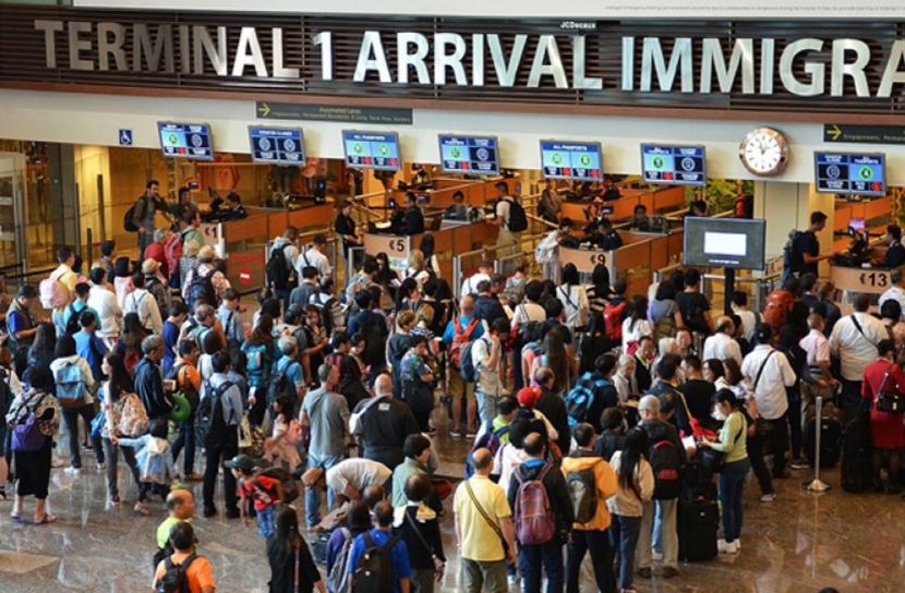 চরম জীবিকা সংকটে প্রবাস ফেরত ৩ লাখ কর্মী