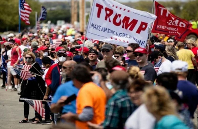 ‘মেক আমেরিকা গ্রেট অ্যাগেইন’ স্লোগানে উত্তাল যুক্তরাষ্ট্র