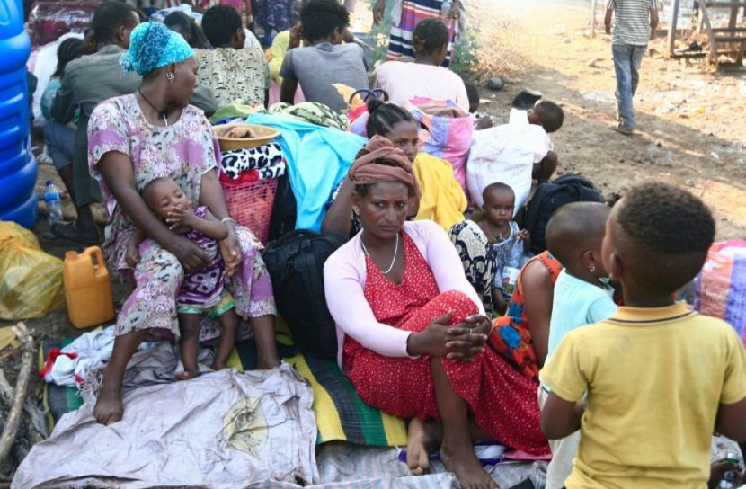 ইথিওপিয়ায় গৃহযুদ্ধ, দেশ ছাড়ছে হাজার হাজার মানুষ