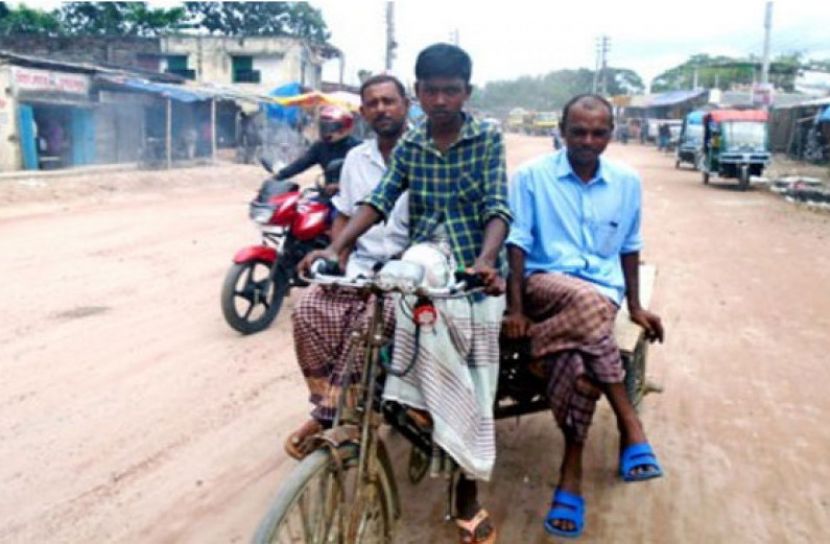 করোনার ঢেউ বাড়ছে, মানা হচ্ছে না স্বাস্থ্যবিধি