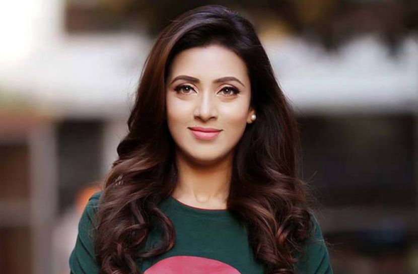 পরিবারের পছন্দে বিয়ের প্রস্তুতি নিচ্ছেন মিম