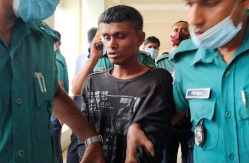 আমাকে ছেড়ে না দিলে লাফ দিয়ে মরে যাব : মজনু