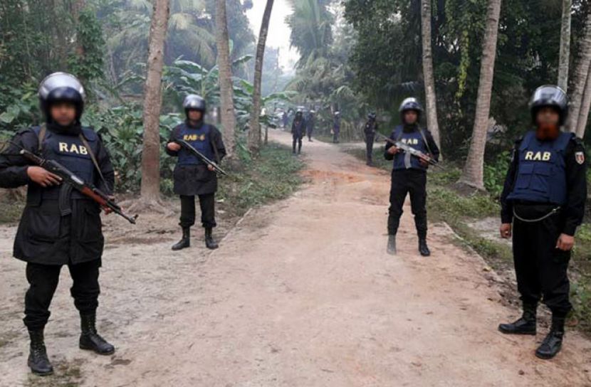 সিরাজগঞ্জে ‘জঙ্গি আস্তানা’ ঘিরে রেখেছে র‌্যাব