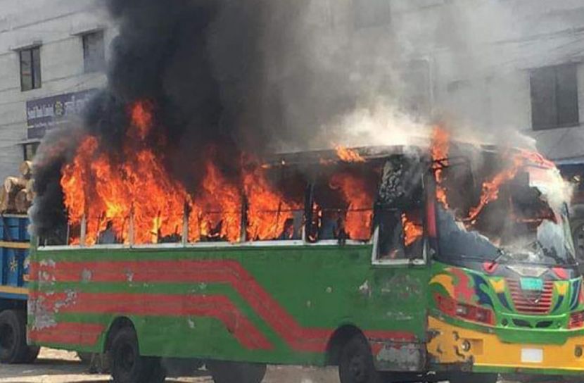 বাসে আগুনের ঘটনায় ৩  বিএনপি নেতা শনাক্ত  