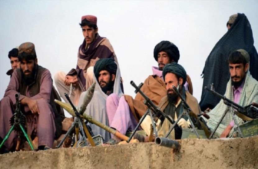 আফগানিস্তানে তালেবান হামলায় ২৫ সেনা নিহত