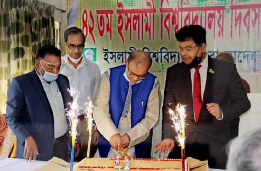 অনাড়ম্বর আয়োজনে ইবির প্রতিষ্ঠাবার্ষিকী উদযাপন