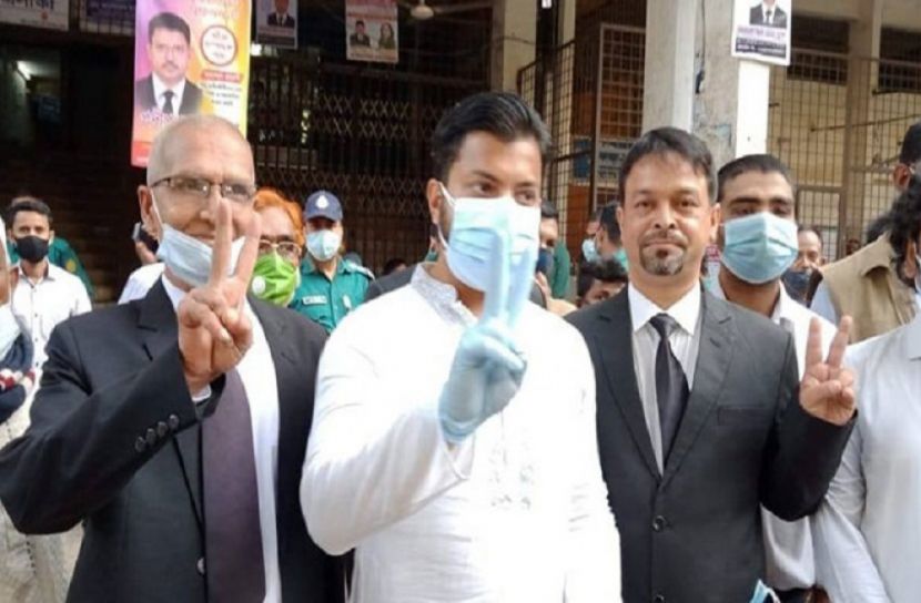 দুদকের মামলায় খালাস  ইশরাক হোসেন