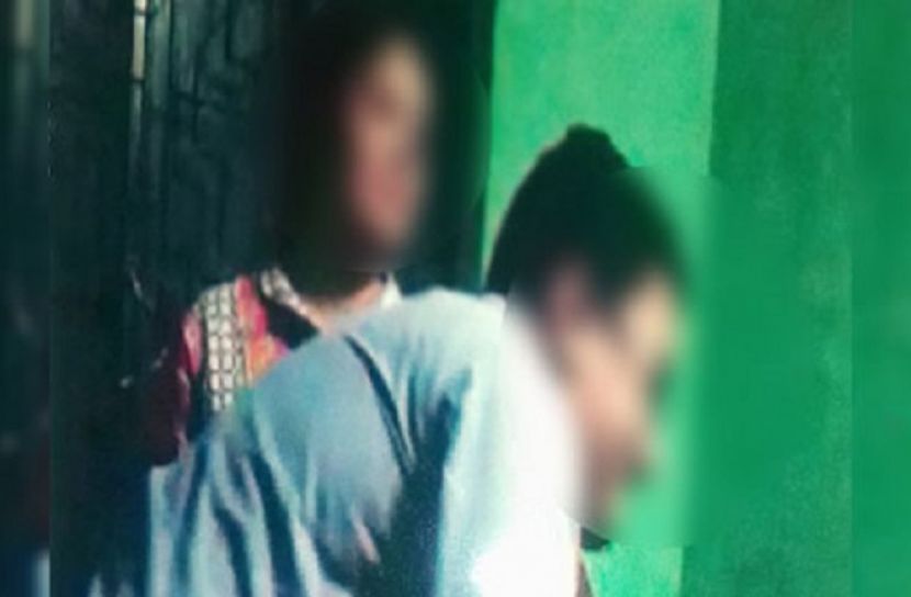 ভাবির সঙ্গে শারীরিক সম্পর্কের সময় ভাইয়ের হাতে ধরা