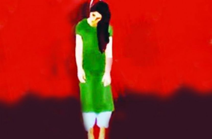 বান্ধবীদের উদ্দেশে চিরকুট লিখে কলেজছাত্রীর আত্মহত্যা