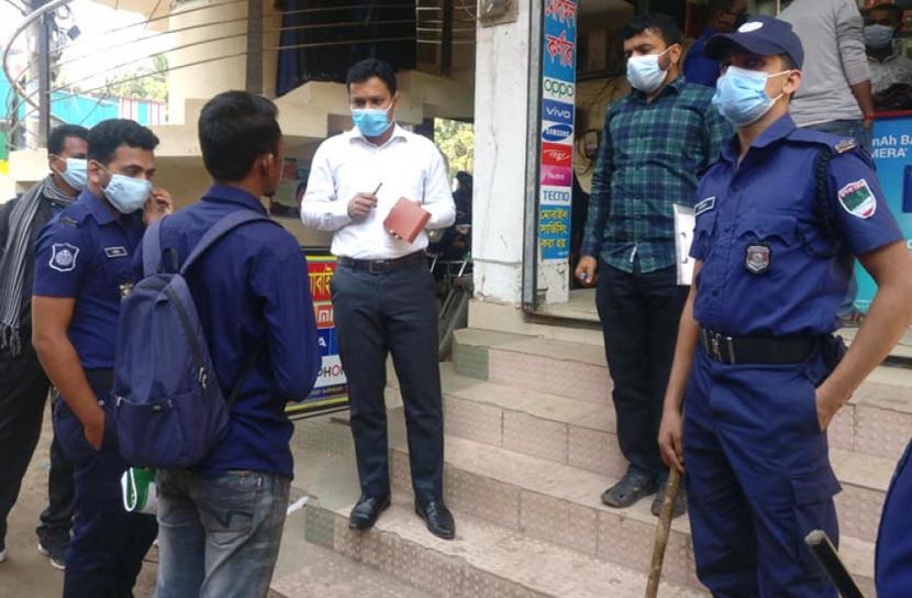 সাতক্ষীরায় ভ্রাম্যমাণ আদালতে ৫৪ লাখ টাকা জরিমানা আদায়