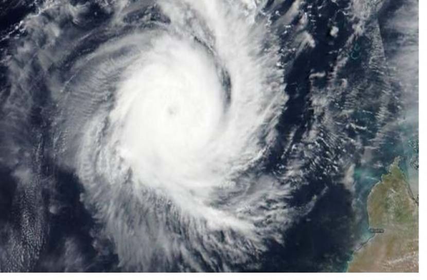 নিভারের ভয়ে ভারতে রেড অ্যালার্ট জারি