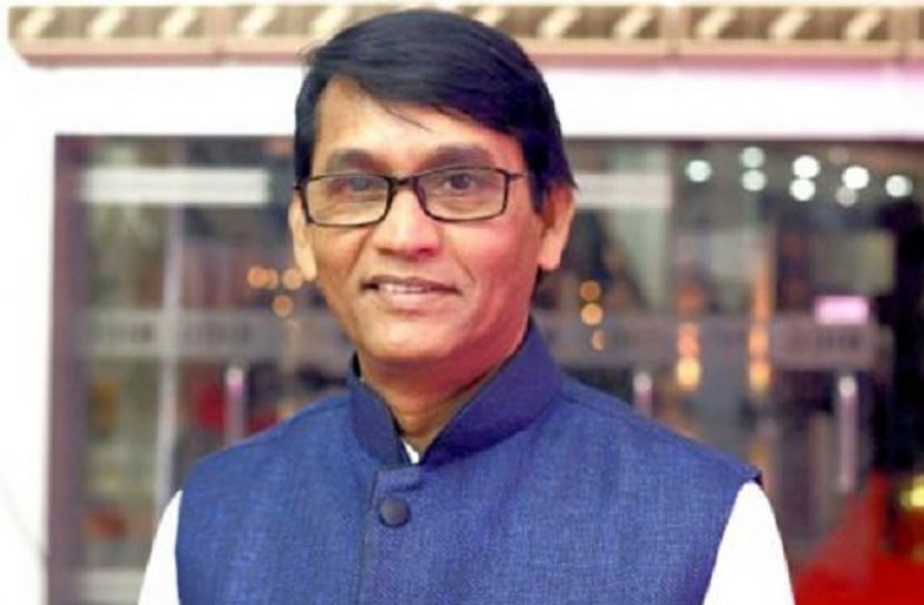 বাসায় ফিরেছেন আজিজুল হাকিম