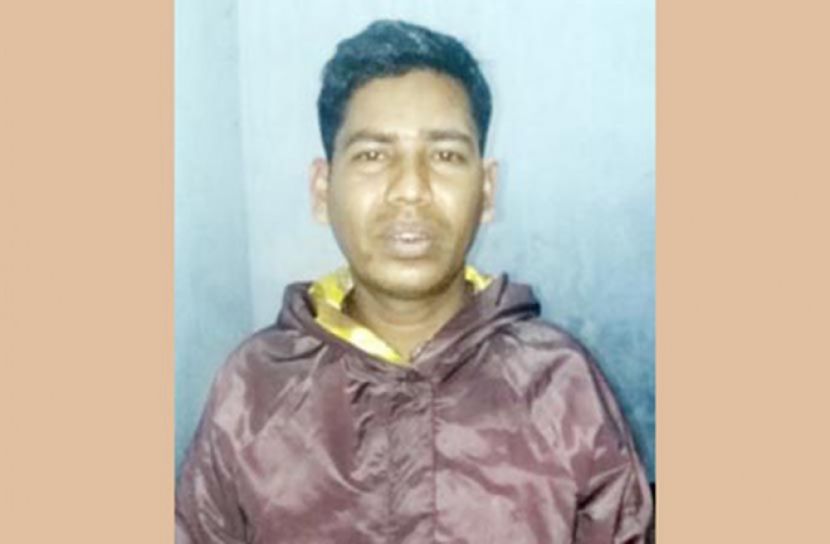 পাবনায় প্রধানমন্ত্রীর বিকৃত ছবি ফেসবুকে শেয়ার করায় চায়ের দোকানদার গ্রেফতার