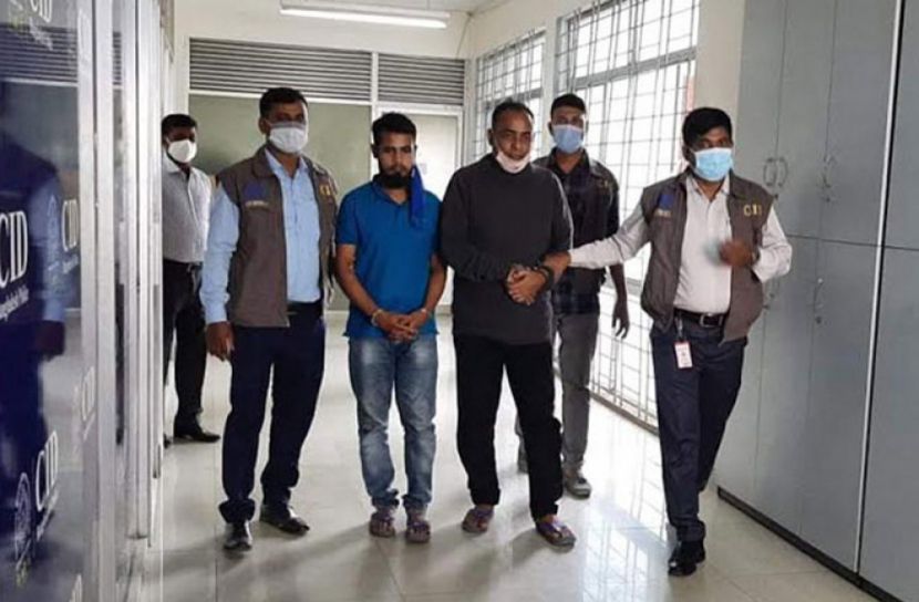 নয় কোটি টাকার সাপের বিষসহ দুই পাচারকারী গ্রেফতার