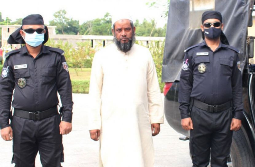 সিলেটে র‌্যাবের খাঁচায় মানব পাচারকারী