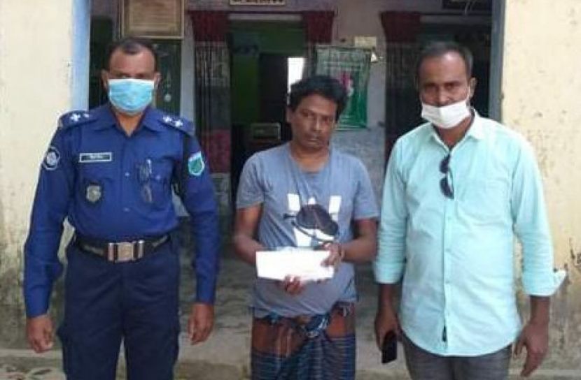 ভাঙ্গুড়ায়  ইয়াবাসহ তালিকাভুক্ত মাদক ব্যবসায়ী গ্রেফতার