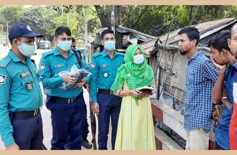 মাস্ক না পরায় ৮০ জনকে জরিমানা