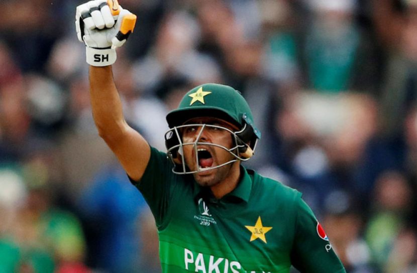 বাবর আজমকে দীর্ঘ মেয়াদে অধিনায়ক করলো পাকিস্তান