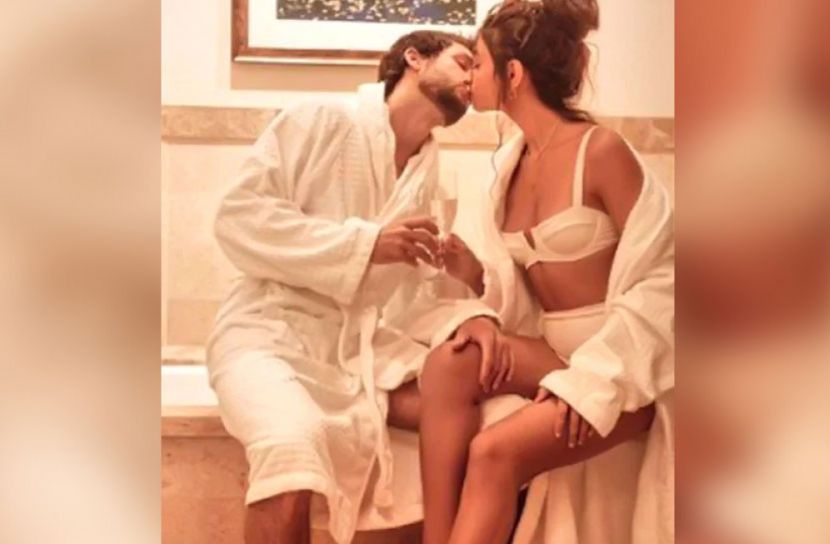 আলানার ছবি ভাইরাল