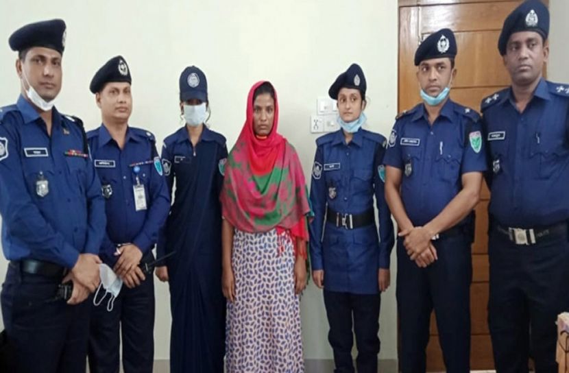 প্রেমিকের জন্য ৩ সন্তানকে বিষ খাওয়ালেন মা