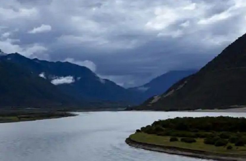 ব্রহ্মপুত্র নদে চীন ভারতের পাল্টা বাঁধ নির্মাণের ঘোষণা