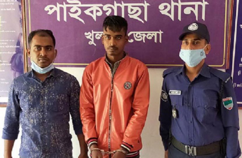 পাইকগাছায় স্কুল ছাত্রীর নগ্ন ছবি ফেসবুকে, শ্রমিক আটক