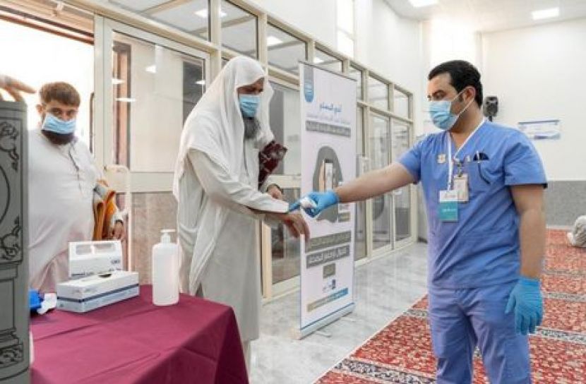 সৌদিতে করোনার ৯৮০ বাংলাদেশির মৃত্যু