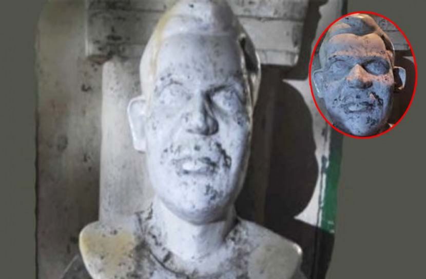 মধুদার ভাস্কর্য ভেঙে দিল দুর্বৃত্তরা, রাতেই  সংস্কার