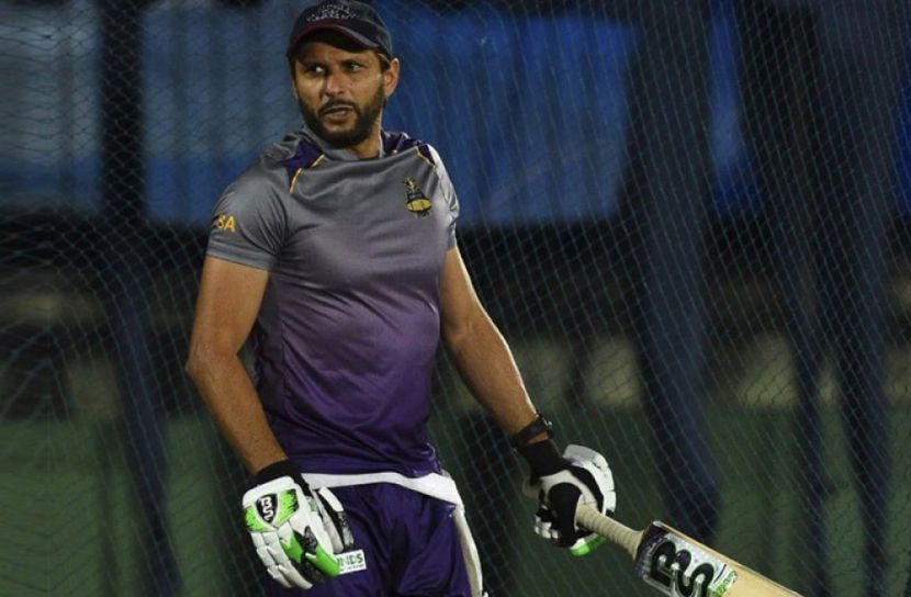 মাঝপথেই শ্রীলঙ্কা ছাড়লেন আফ্রিদি