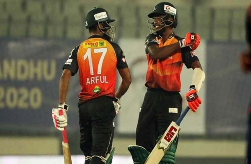 বরিশালকে ১৭৪ রানের টার্গেট দিলো খুলনা