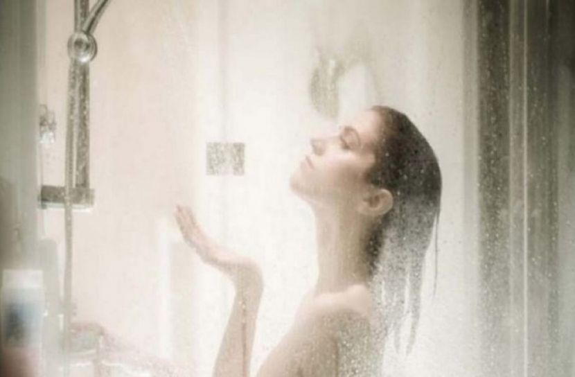 শীতকালে গোসলে গরম না ঠাণ্ডা পানি?