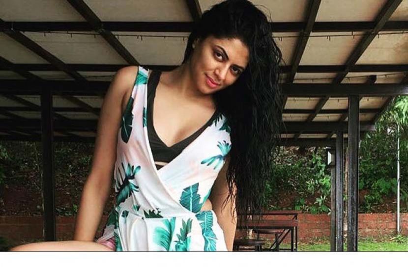 শিক্ষকের কাছে যৌন হেনস্তার শিকার  বলিউড অভিনেত্রী