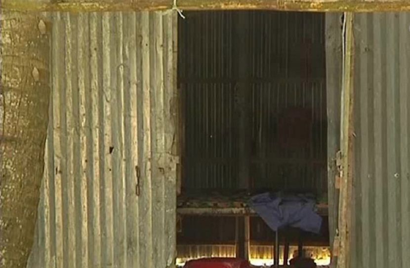 সালিশি বৈঠকে ধর্ষিতার পরিবার সমাজচ্যুত