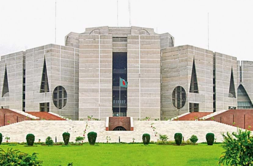 ভাস্কর্য ভাঙায় তীব্র নিন্দা ও প্রতিবাদ জানিয়েছে সংসদীয় কমিটি