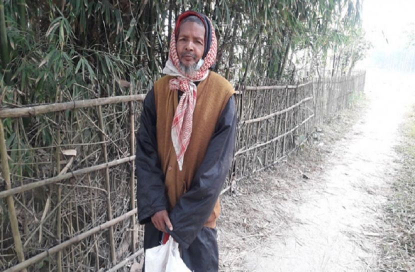 ভিক্ষা করে জীবিকা নির্বাহ করেন মাদ্রাসা অধ্যক্ষ 