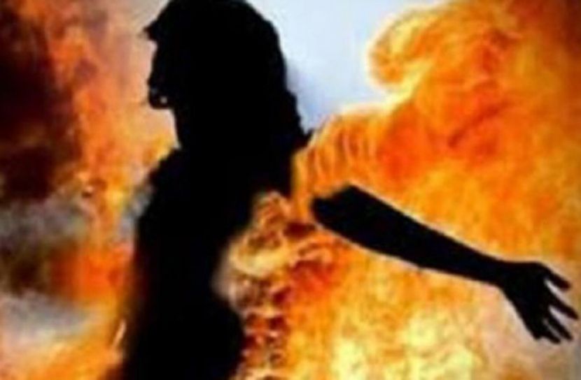 মুসলিমকে বিয়ে না করায় খ্রিস্টান কিশোরীকে পুড়িয়ে হত্যা