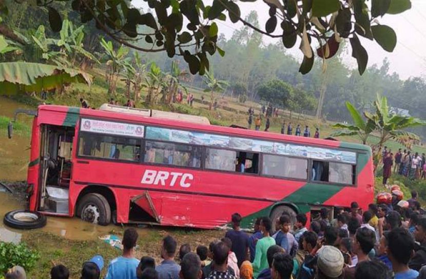 ঢাকা-সিলেট মহাসড়কে বাস দুর্ঘটনা : নিহত ৮