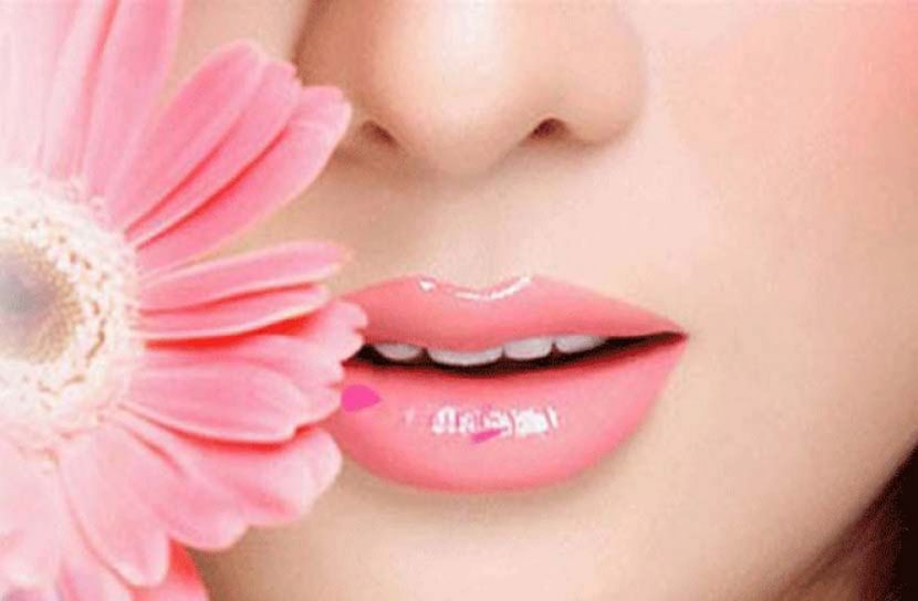 শীতে ঠোঁট ফাটা রোধে করণীয়