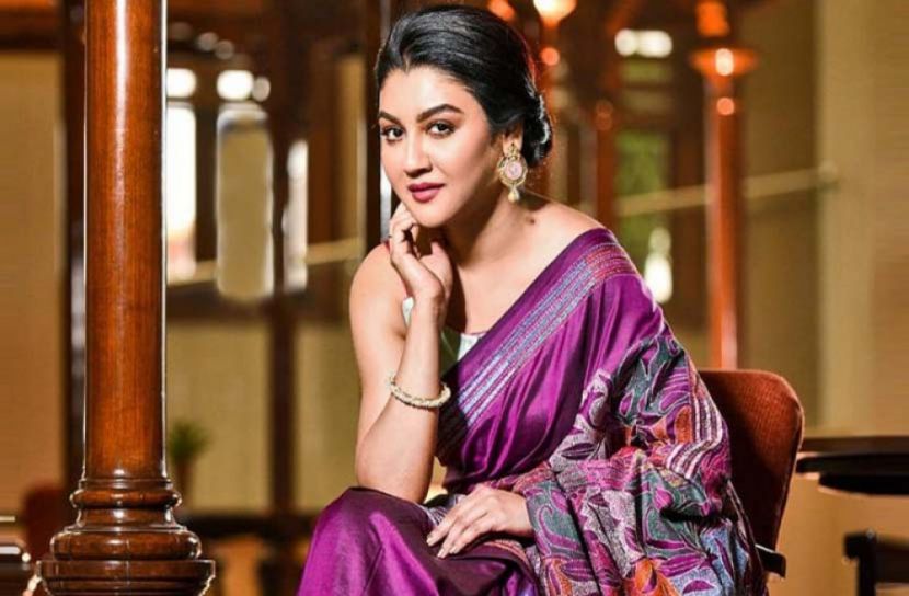 আন্তর্জাতিক চলচ্চিত্র উৎসবে সেরা অভিনেত্রী জয়া