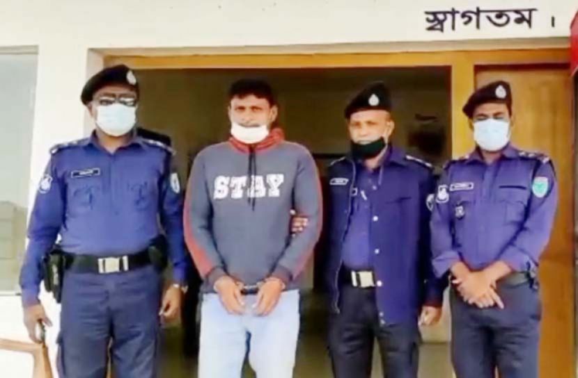 দফতরিকে বেঁধে পেটানো সেই যুবলীগ নেতা গ্রেফতার